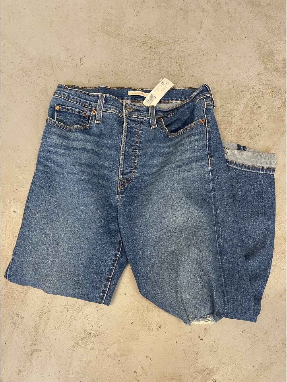 Levi's Wedgie Straight Ankle Women's Jeans - Medium Wash, Size 30 Waist [COPY]